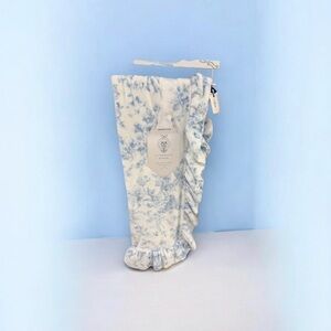 Exquisite Velvet Plush Blue and White Ruffled Throw ~ NWT